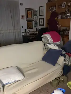 Snapshot of Kamaleonix chatting on 03-22-25, 07:09 Kamaleonix online show from 03-22-25, 07:09