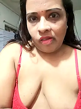 Snapshot of Love_Jenny chatting on 12-24-24, 06:22 Love Jenny online show from 12-24-24, 06:22