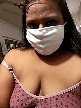 Love Jenny online show from 10-28-25, 04:27