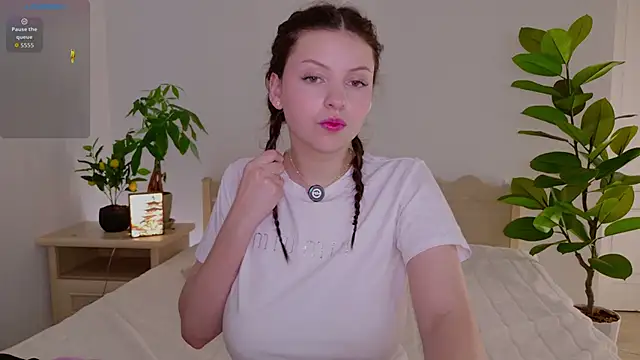 Snapshot of pusichka chatting on 12-05-25, 10:46 pusichka online show from 12-05-25, 10:46