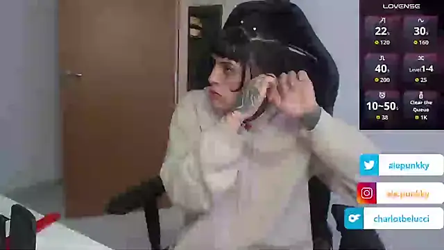 charlotbelucci  online show from 10-04-25, 10:02