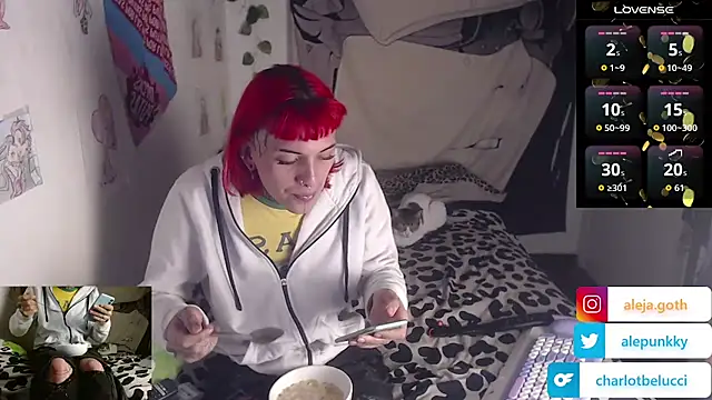charlotbelucci  online show from 08-04-26, 10:07