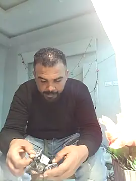 Snapshot of ListedLoin chatting on 03-06-25, 09:47 ListedLoin online show from 03-06-25, 09:47