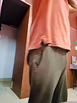 Snapshot of Loveboycurvy chatting on 12-03-24, 02:36 Loveboycurvy online show from 12-03-24, 02:36