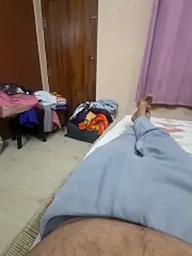 Snapshot of Loveboycurvy chatting on 03-12-26, 02:45 Loveboycurvy online show from 03-12-26, 02:45