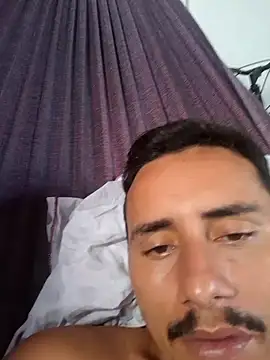 Snapshot of luissilva0071 chatting on 01-27-25, 05:37 luissilva0071 online show from 01-27-25, 05:37