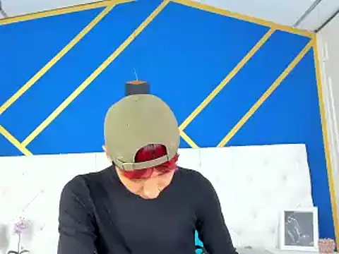 Snapshot of ariel_villa chatting on 03-08-25, 01:39 ariel villa online show from 03-08-25, 01:39