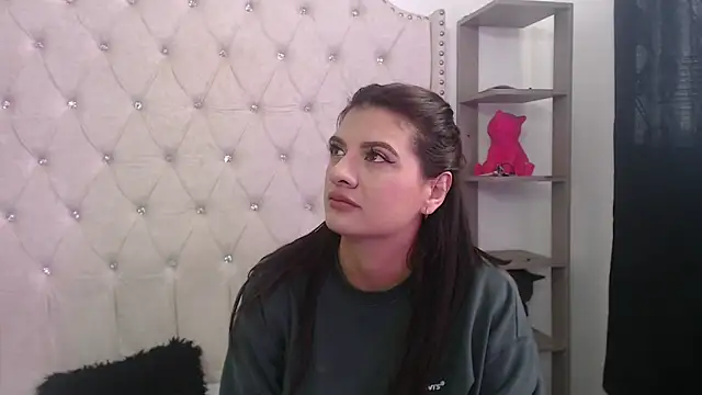 Abril Squirt online show from 03-01-26, 05:48