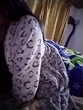 Snapshot of ToysSex_1 chatting on 12-14-25, 02:17 ToysSex 1 online show from 12-14-25, 02:17