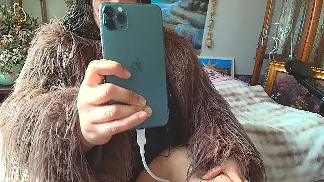 Snapshot of MelanieFawker chatting on 03-09-25, 04:44 MelanieFawker online show from 03-09-25, 04:44