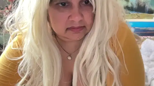 Snapshot of MelanieFawker chatting on 09-10-25, 02:28 MelanieFawker online show from 09-10-25, 02:28