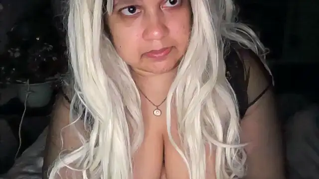 Snapshot of MelanieFawker chatting on 09-20-25, 12:06 MelanieFawker online show from 09-20-25, 12:06