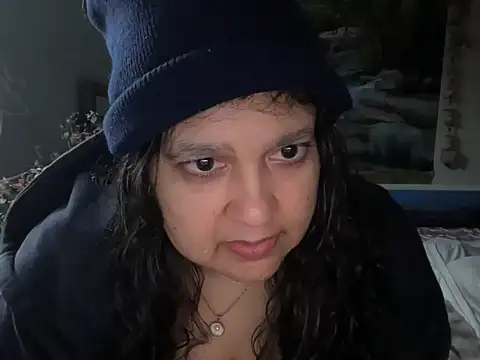 Snapshot of MelanieFawker chatting on 10-02-25, 02:02 MelanieFawker online show from 10-02-25, 02:02