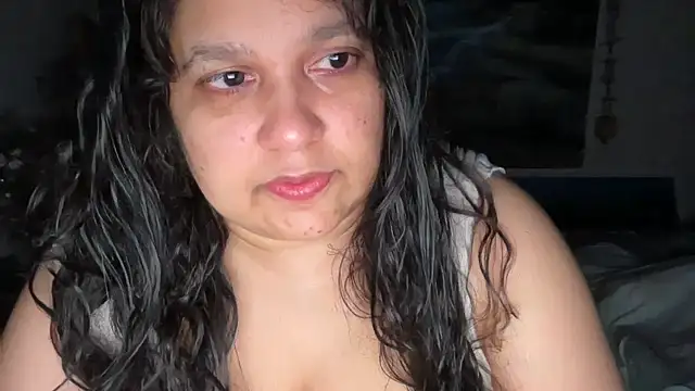 Snapshot of MelanieFawker chatting on 10-10-25, 02:10 MelanieFawker online show from 10-10-25, 02:10