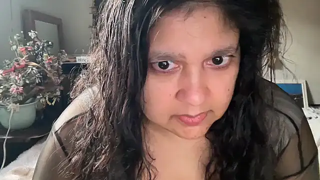 Snapshot of MelanieFawker chatting on 10-10-25, 02:16 MelanieFawker online show from 10-10-25, 02:16