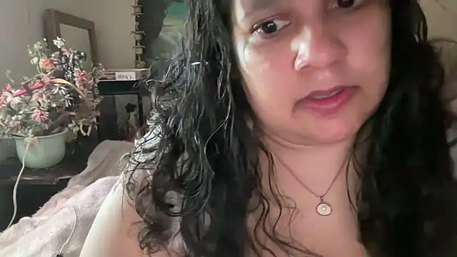 Snapshot of MelanieFawker chatting on 10-12-25, 06:51 MelanieFawker online show from 10-12-25, 06:51