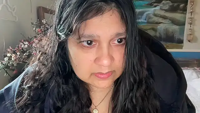 Snapshot of MelanieFawker chatting on 10-17-25, 02:52 MelanieFawker online show from 10-17-25, 02:52