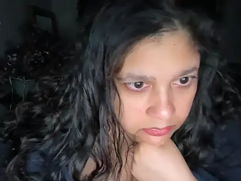 Snapshot of MelanieFawker chatting on 10-21-25, 01:45 MelanieFawker online show from 10-21-25, 01:45