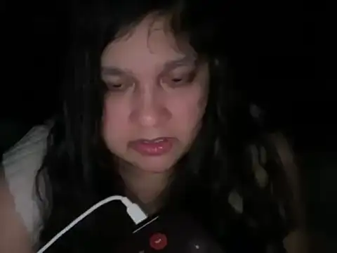 Snapshot of MelanieFawker chatting on 10-25-25, 03:03 MelanieFawker online show from 10-25-25, 03:03