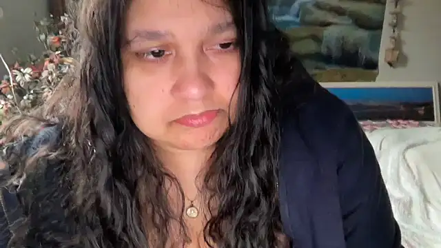 Snapshot of MelanieFawker chatting on 10-27-25, 03:27 MelanieFawker online show from 10-27-25, 03:27