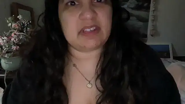 Snapshot of MelanieFawker chatting on 10-28-25, 06:10 MelanieFawker online show from 10-28-25, 06:10