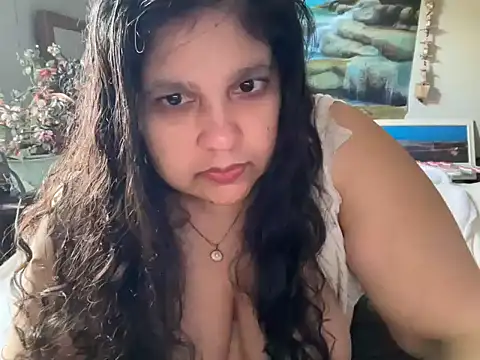 Snapshot of MelanieFawker chatting on 11-17-25, 10:59 MelanieFawker online show from 11-17-25, 10:59