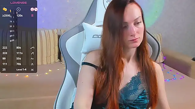 Snapshot of FlamyGold chatting on 02-13-25, 12:35 FlamyGold online show from 02-13-25, 12:35