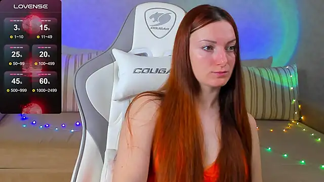 Snapshot of FlamyGold chatting on 10-26-25, 12:05 FlamyGold online show from 10-26-25, 12:05