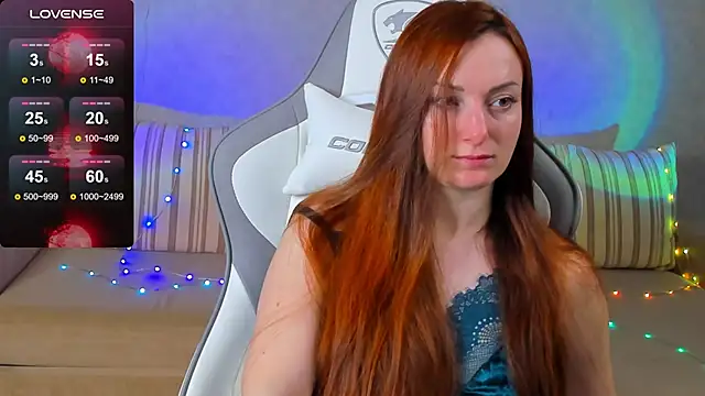 Snapshot of FlamyGold chatting on 10-30-25, 11:49 FlamyGold online show from 10-30-25, 11:49