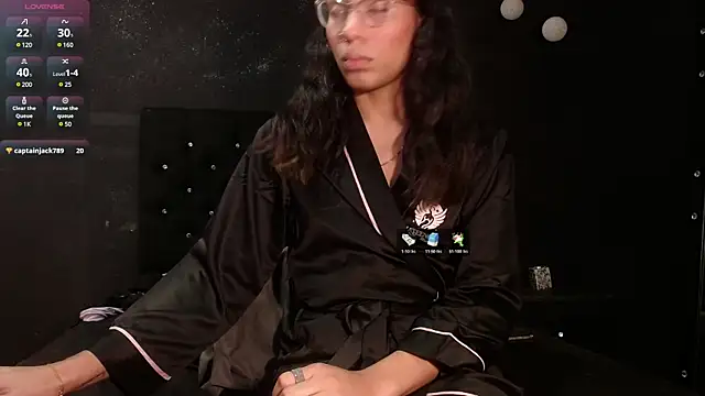 Snapshot of EmilyGomezLS chatting on 02-15-25, 06:12 EmilyGomezLS online show from 02-15-25, 06:12