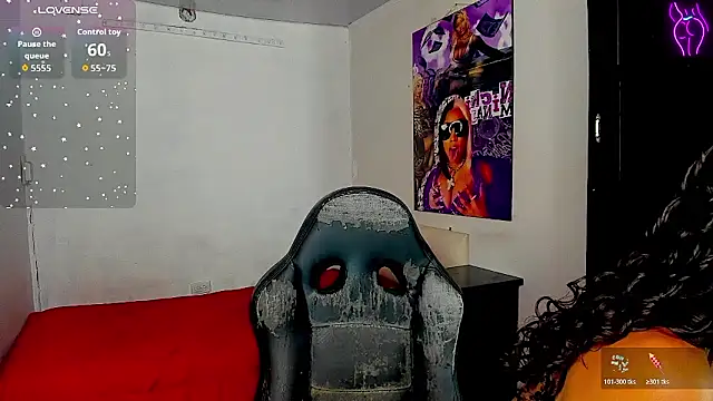 Snapshot of Bigcatalove chatting on 01-14-26, 11:09 Bigcatalove online show from 01-14-26, 11:09