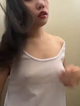 Eliza-E online show from 12-17-25, 07:36