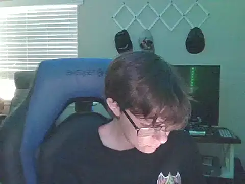 KaliSnow199623 online show from 02-07-25, 12:42