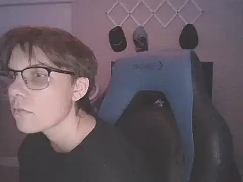 KaliSnow199623 online show from 02-07-25, 04:37