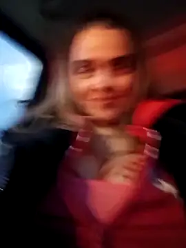 Snapshot of hugebobbs chatting on 10-31-25, 02:40 hugebobbs online show from 10-31-25, 02:40