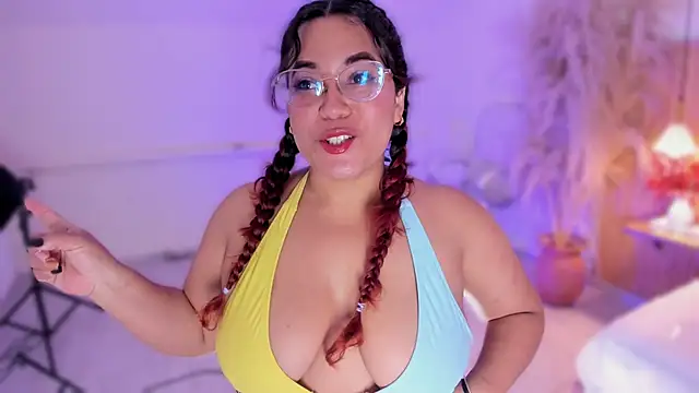 Snapshot of MelissaKarterrs chatting on 05-22-26, 12:00 MelissaKarterrs online show from 05-22-26, 12:00