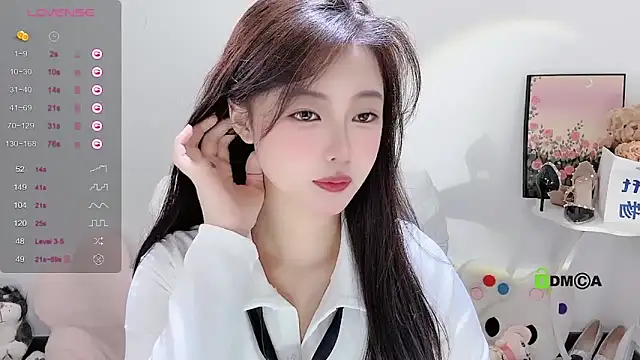 Snapshot of Ubela_7 chatting on 12-11-24, 05:04 Ubela 7 online show from 12-11-24, 05:04