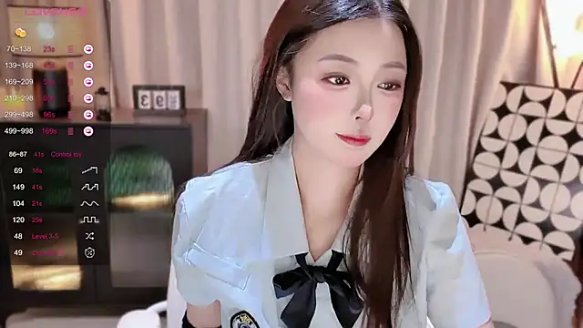 Snapshot of Ubela_7 chatting on 01-09-26, 02:42 Ubela 7 online show from 01-09-26, 02:42