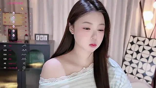 Snapshot of Ubela_7 chatting on 02-15-26, 09:08 Ubela 7 online show from 02-15-26, 09:08