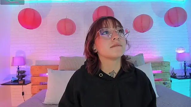 sofi bakerr online show from 02-08-25, 11:33