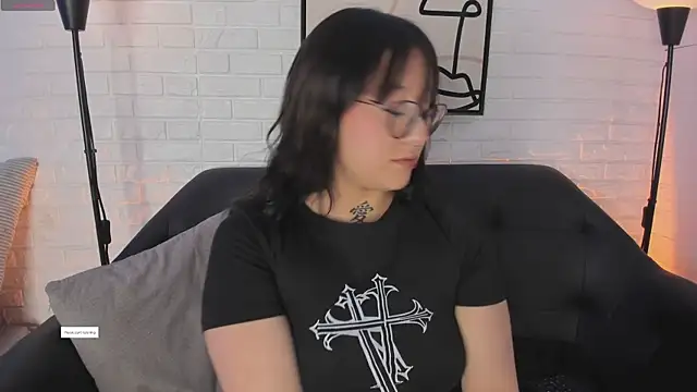 sofi bakerr online show from 06-11-26, 12:03