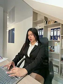 VAL PRINCESS online show from 07-30-26, 12:09