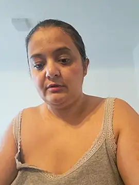 sarahhh1987 online show from 10-19-25, 08:37