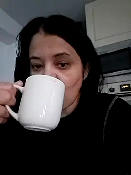 sarahhh1987 online show from 02-27-26, 06:24