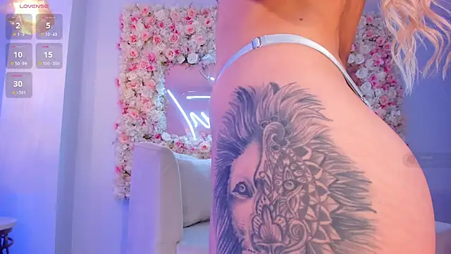 HannaConnor  online show from 03-10-25, 11:16