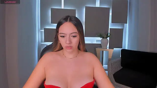 Snapshot of BellaRose_X chatting on 03-12-26, 04:07 BellaRose X online show from 03-12-26, 04:07