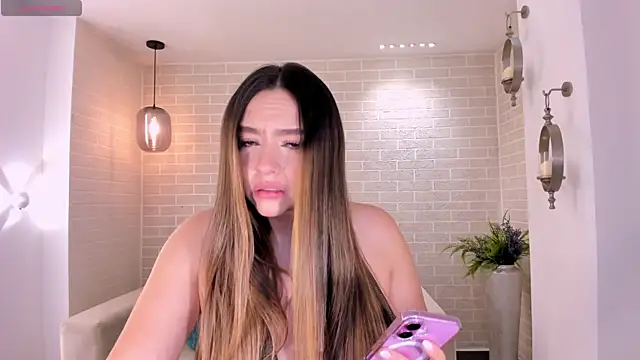 BellaRose X online show from 05-05-26, 03:58