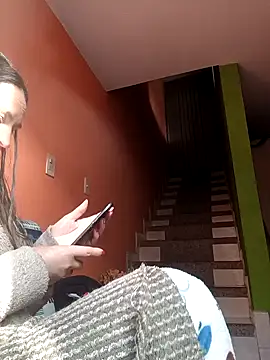 Divalive 28 online show from 11-23-25, 08:52