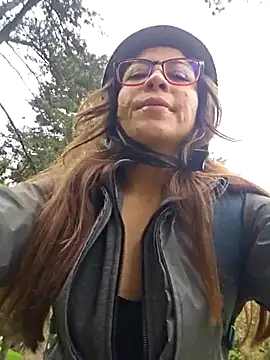 Snapshot of mmmVirginia chatting on 11-24-25, 03:12 mmmVirginia online show from 11-24-25, 03:12