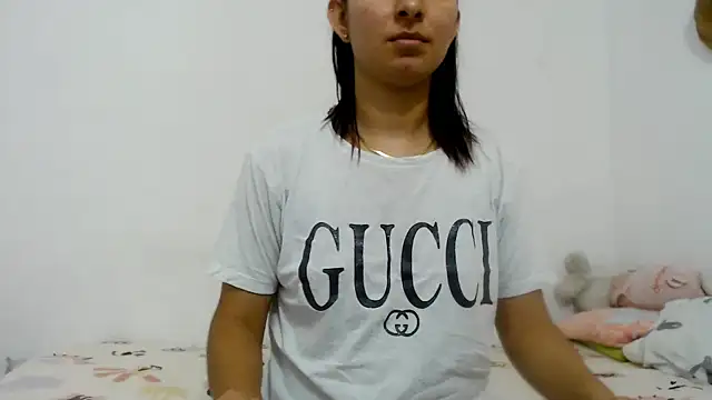 Snapshot of Alyson0001 chatting on 02-24-25, 08:36 Alyson0001 online show from 02-24-25, 08:36